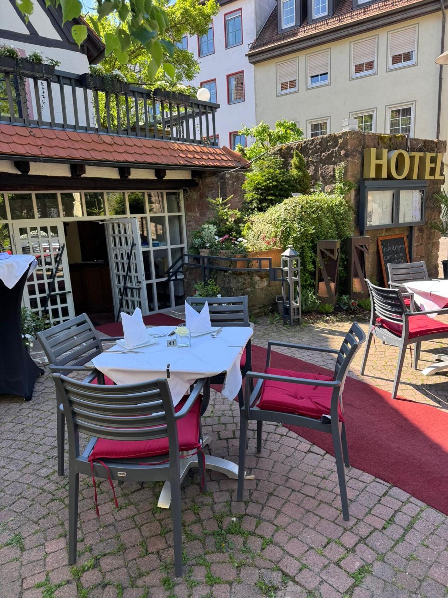Hotel Restaurant Altes Badhaus Eberbach  Luaran gambar